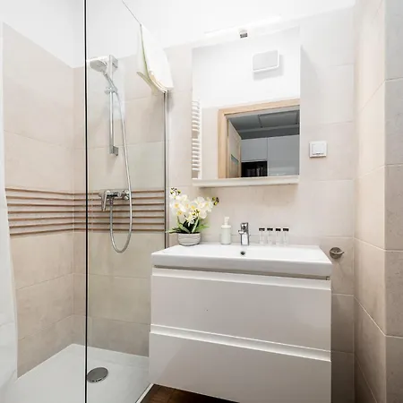 Prymasa Tysiaclecia 83a Center View By Perfect Appartement *