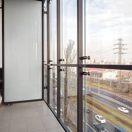 Prymasa Tysiaclecia 83a Center View By Perfect * Warsaw