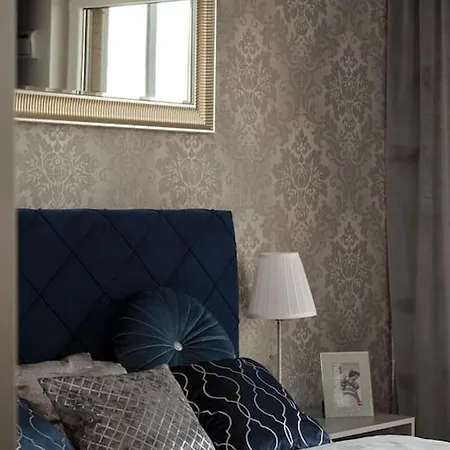 Apartment Prymasa Tysiaclecia 83a Center View By Perfect Warsaw