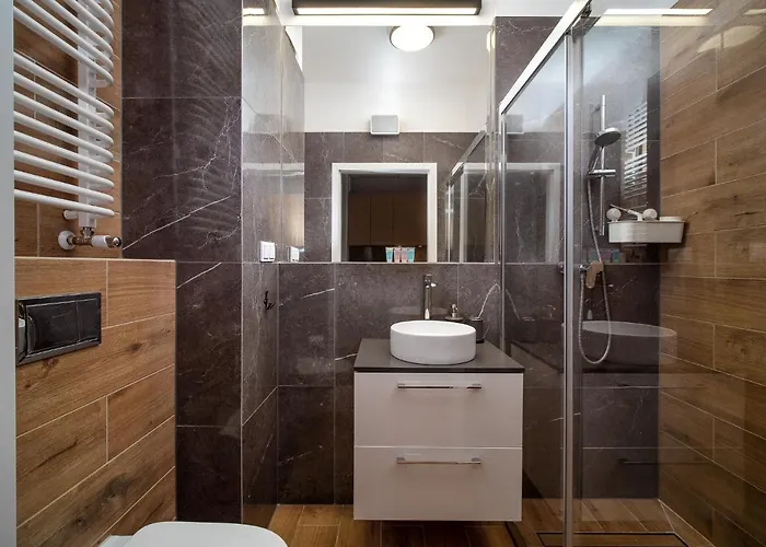 Prymasa Tysiaclecia 83a Center View By Perfect شقة *