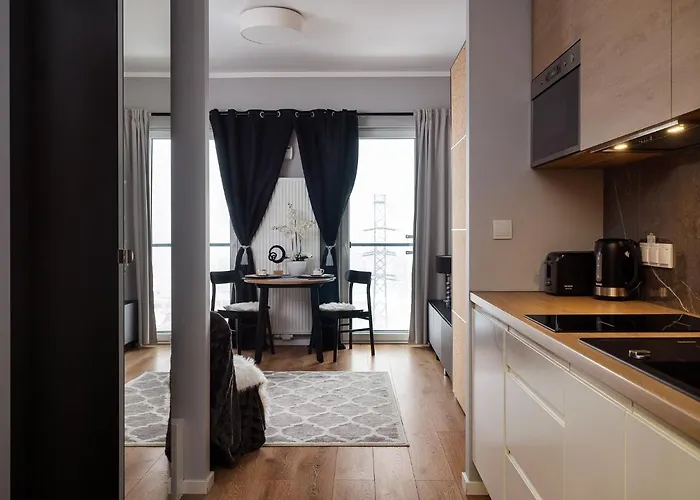 شقة Prymasa Tysiaclecia 83a Center View By Perfect *