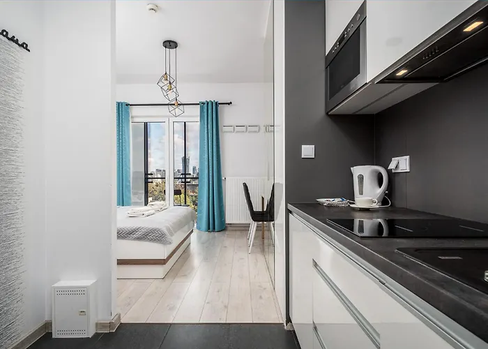 Prymasa Tysiaclecia 83a Center View By Perfect شقة وارسو