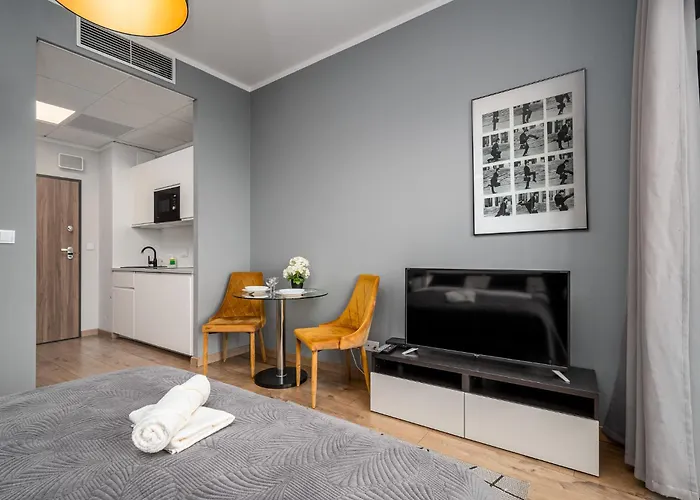 Prymasa Tysiaclecia 83a Center View By Perfect *