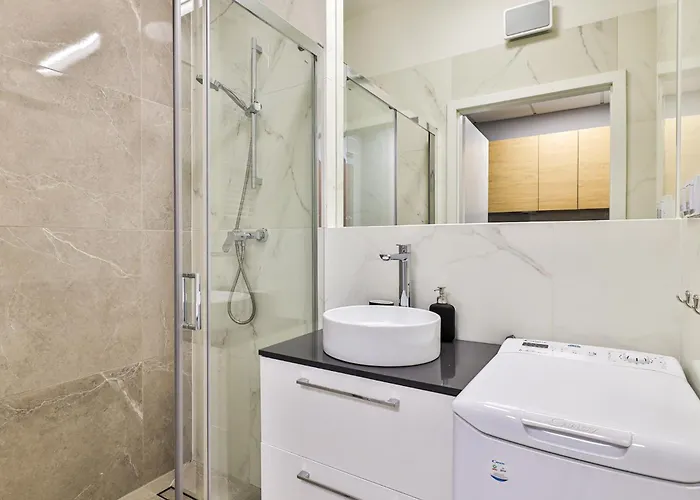 Prymasa Tysiaclecia 83a Center View By Perfect شقة *