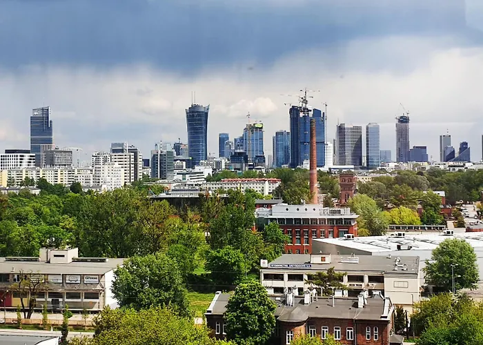 Prymasa Tysiaclecia 83a Center View By Perfect * وارسو