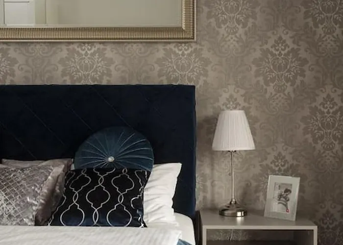 Prymasa Tysiaclecia 83a Center View By Perfect شقة وارسو