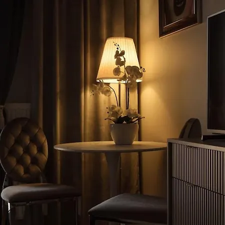 Lägenhet Prymasa Tysiaclecia 83a Center View By Perfect *