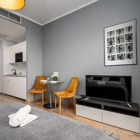 Prymasa Tysiaclecia 83a Center View By Perfect *